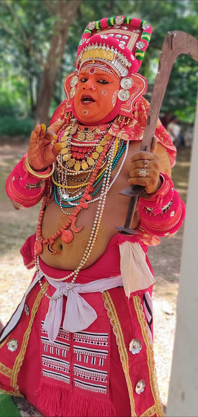  Athikkandam Sree Bhagavathi  kannur Dresscode