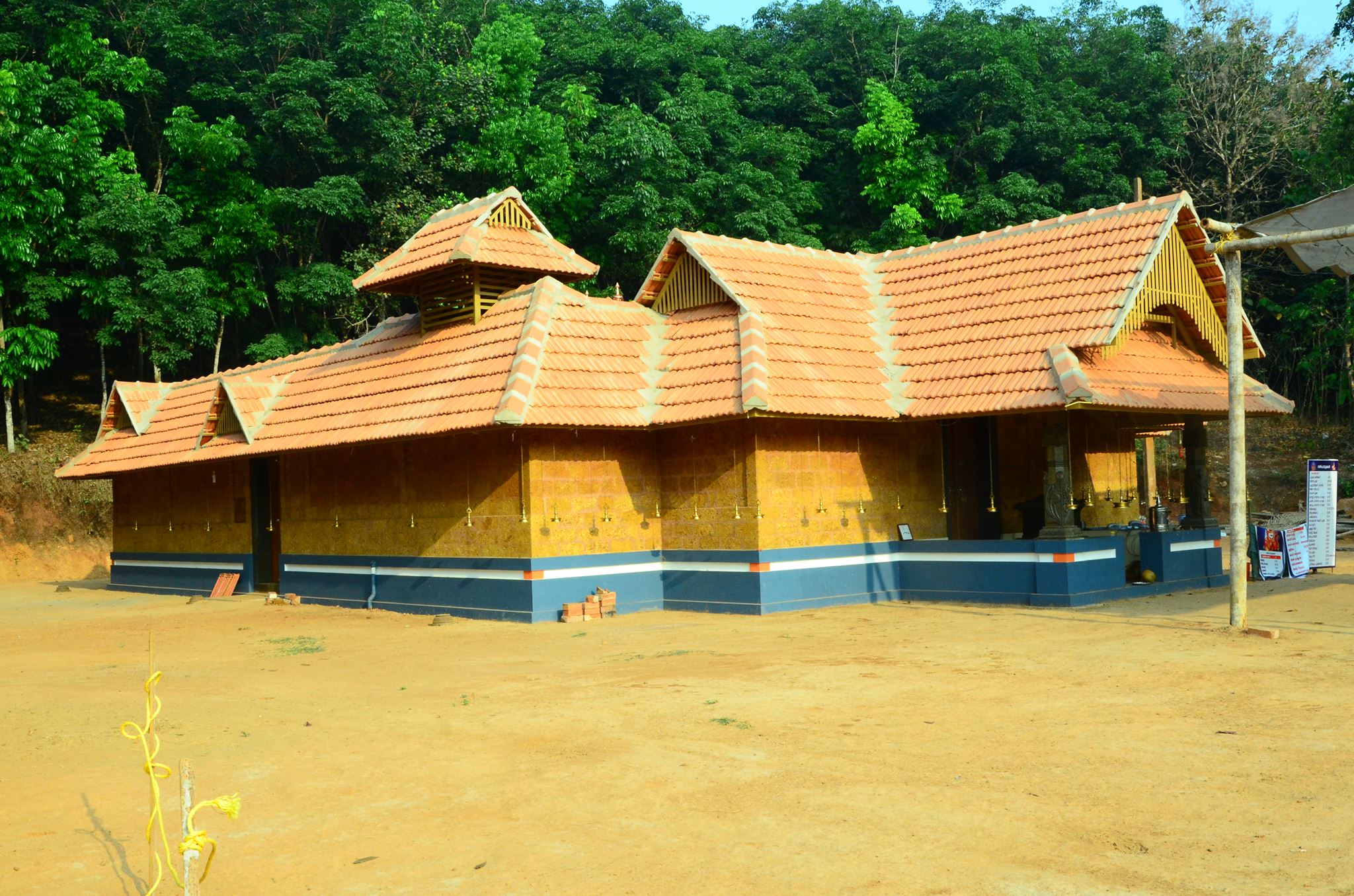 Manikandapuram Sree Dharma Sastha is an Shakthi diety in Hinduism