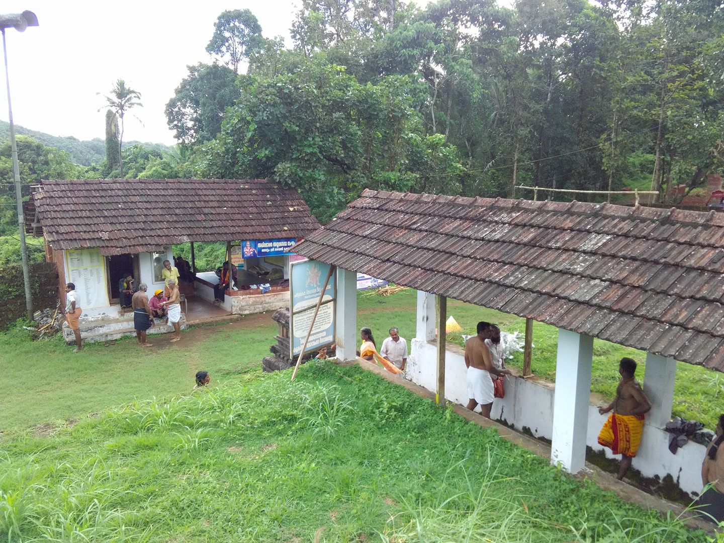 Images of kannur Malapattam Sree Bhagavathy Temple