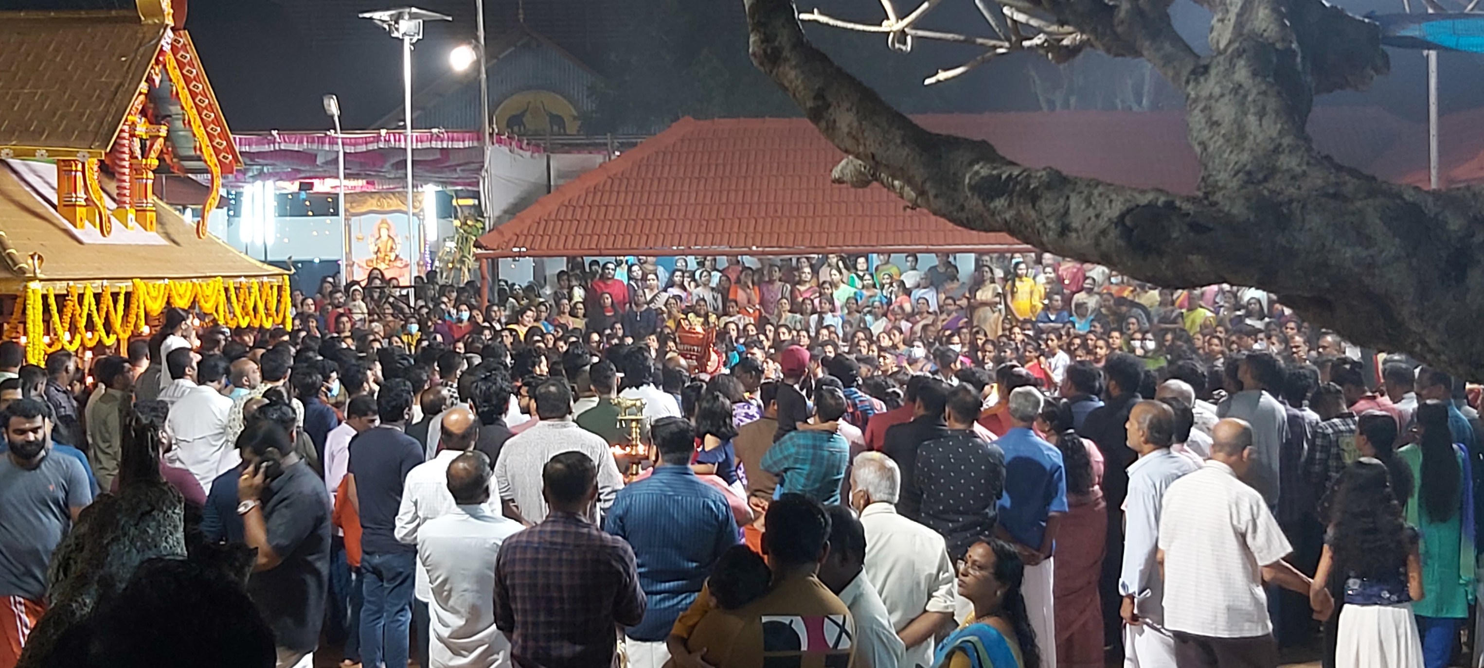 Images of kannur Kunnavu Sree Muchilottu Bhagavathy Temple