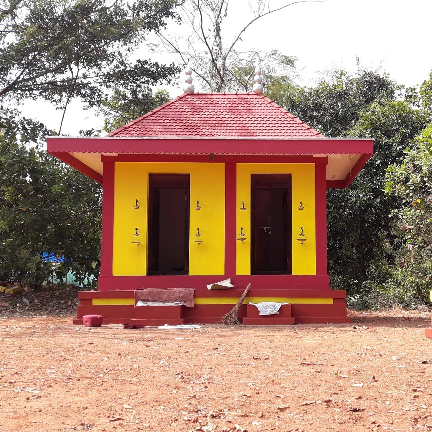 Mathedam Sree Puthiya Parambu Bhagavathy Temple