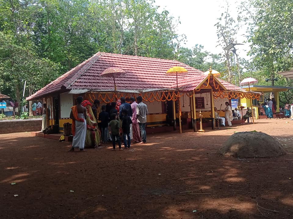 Sree Kalariyal Bhagavathi is an Shakthi diety in Hinduism