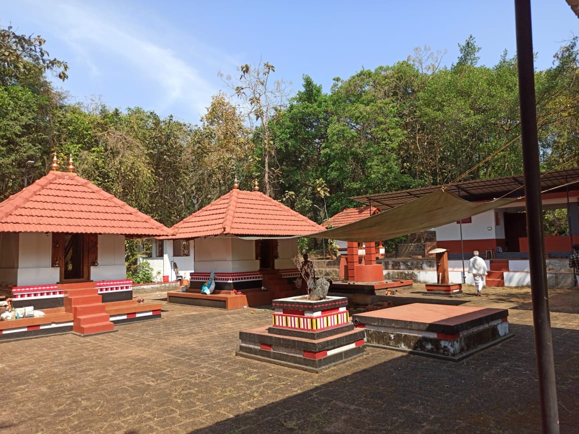 Kalloori Sree Puthiya  BhagavathyTemple in Kerala