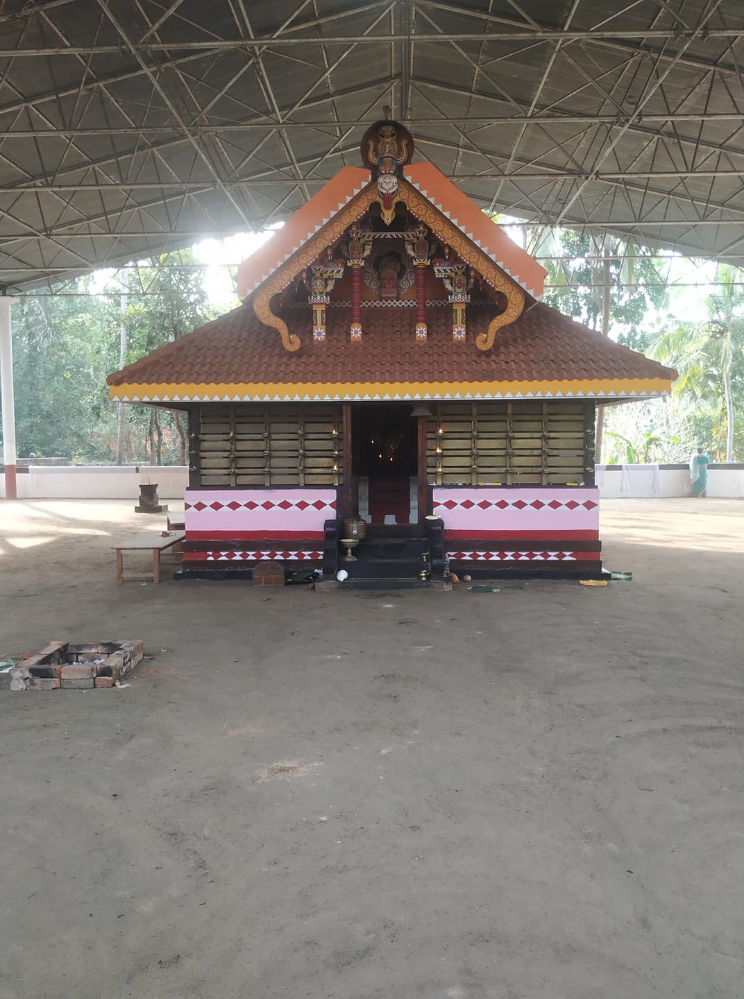 Pathiriyad Sri Muchilott Bhagavathi   kannur