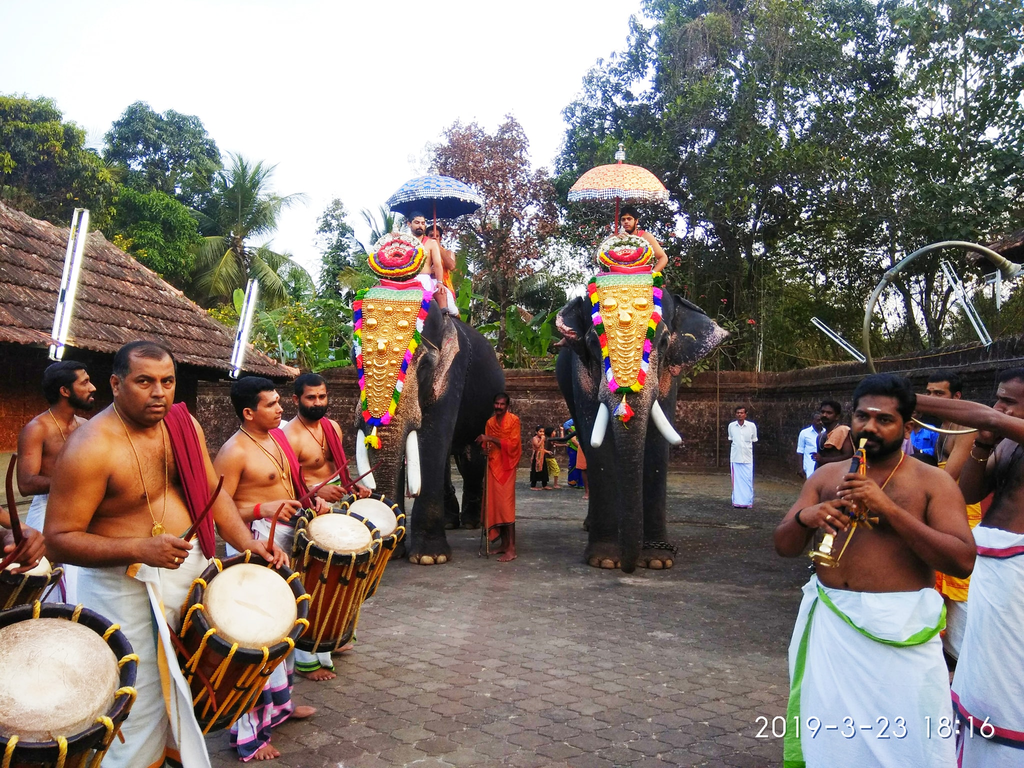 Images of wayanad kannadiparamba sastha Temple