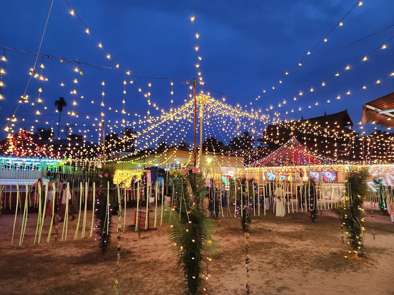 Cherukunnu Annapoorneswary Temple deity sanctum and rituals