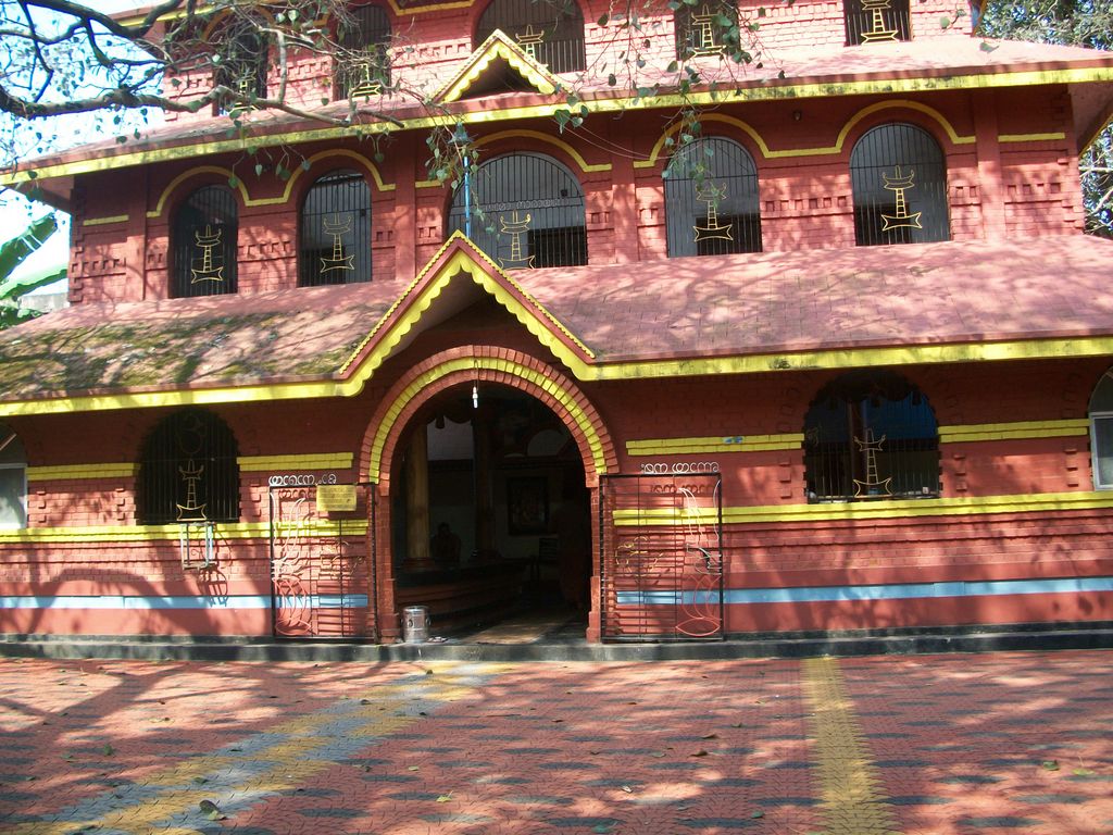 Idol of Lord Narasimha at Kunnummal Temple