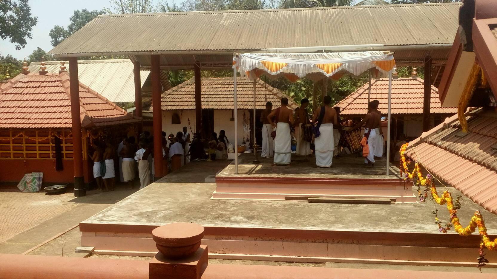 Kambil Sree MahaGanapathi Mandapam