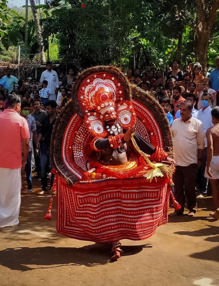 Kaliyattam Kalakattu Illam Perinthatta Kannur Kerala