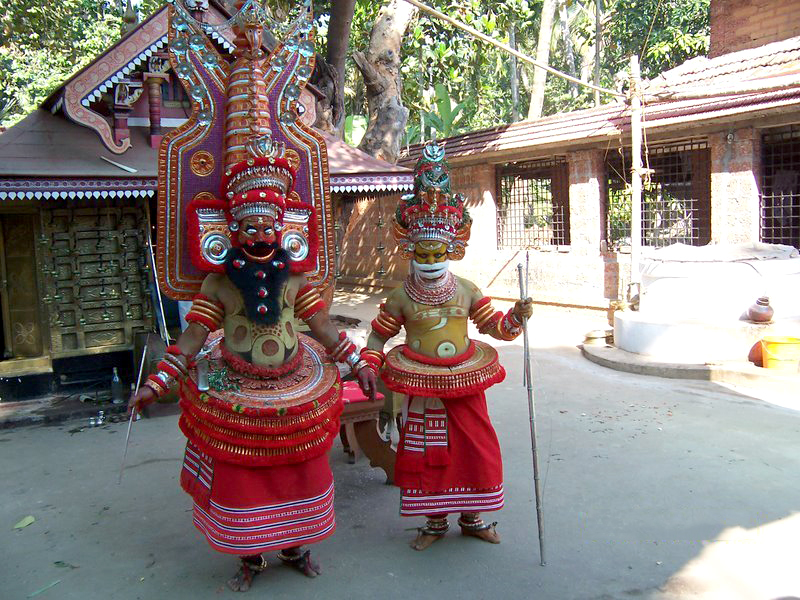 Puthari Thiruvappana Festival Muthappan Temple Parassinikadavu Kannur Kerala