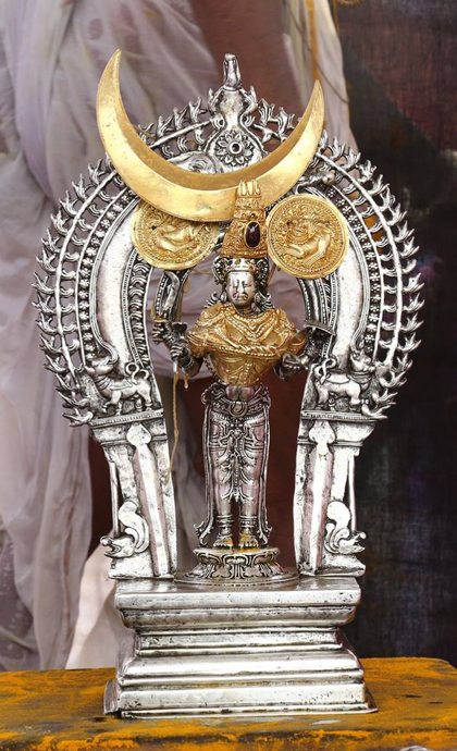 Makara Vilakku Madayi Kavu Sri Thiruvarkkaattu Kaavu Bhagavati Temple  Kannur Kerala