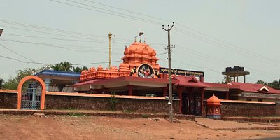 Images of Kasaragod Scenic view of Trikkanad Temple near Bekal Fort and Arabian Sea