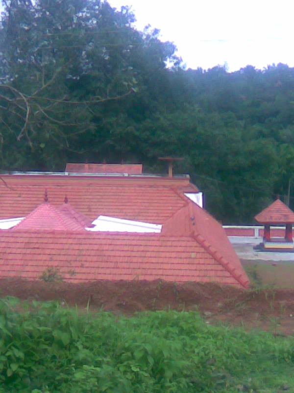 Ayampara Sree Mahavishnu  Temple Kasaragod Dresscode