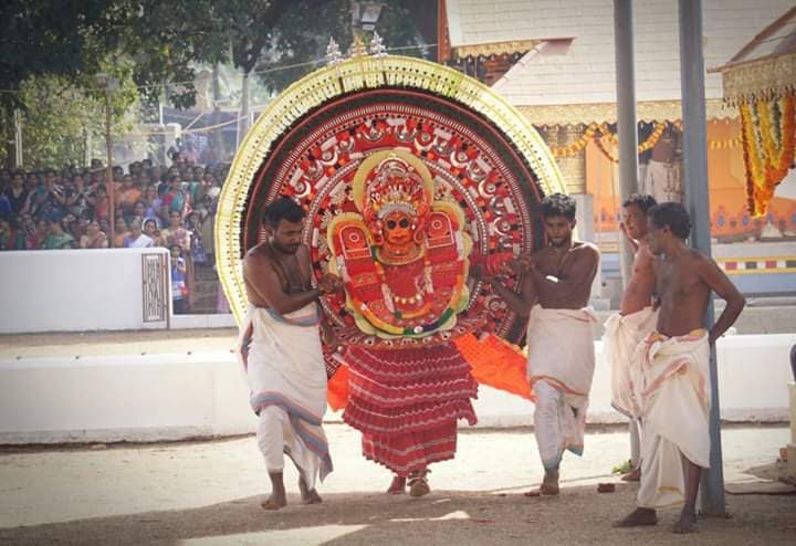 Narkulam Sree Bhagavathi  Temple Kasaragod Dresscode