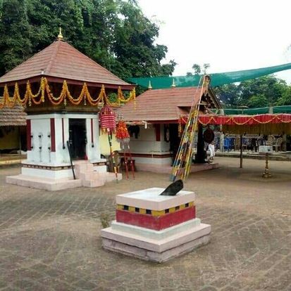 Madikkai Sri Azhakulam Bhagavathi Temple