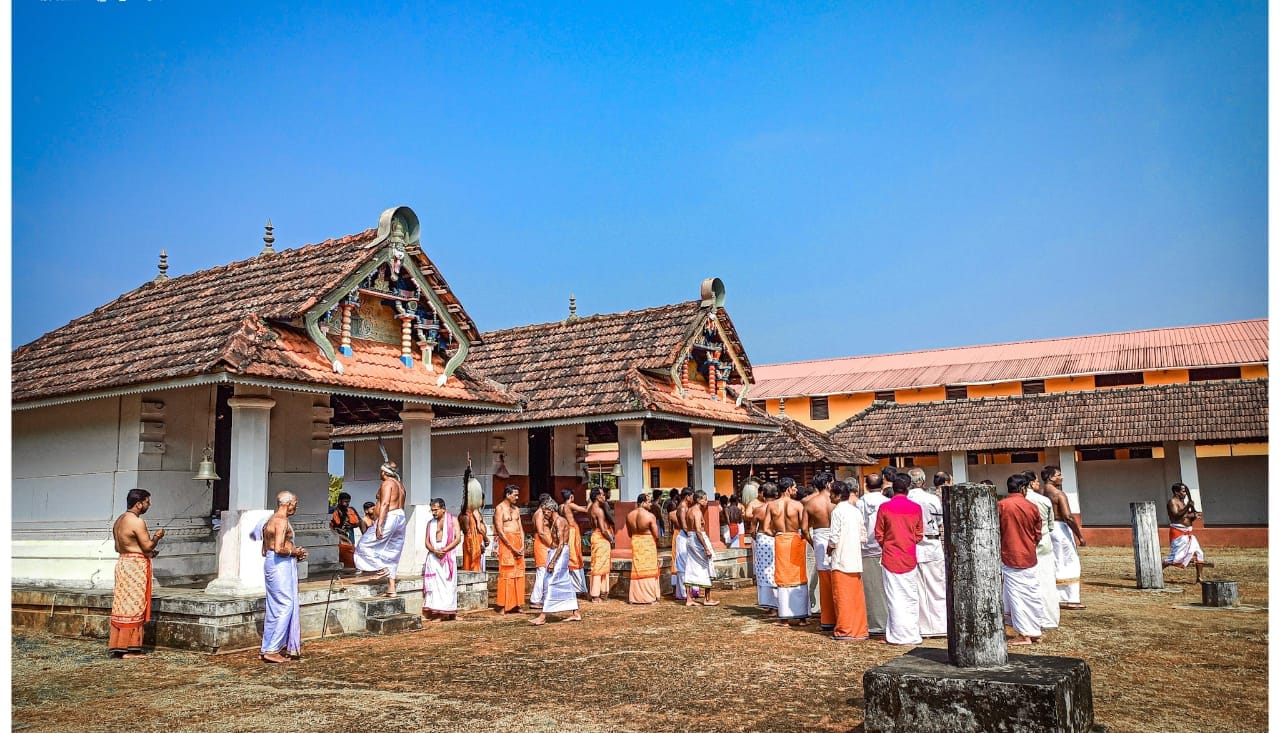 Podipallam Sri Cheerumba Bhagavathi   Temple Kasaragod