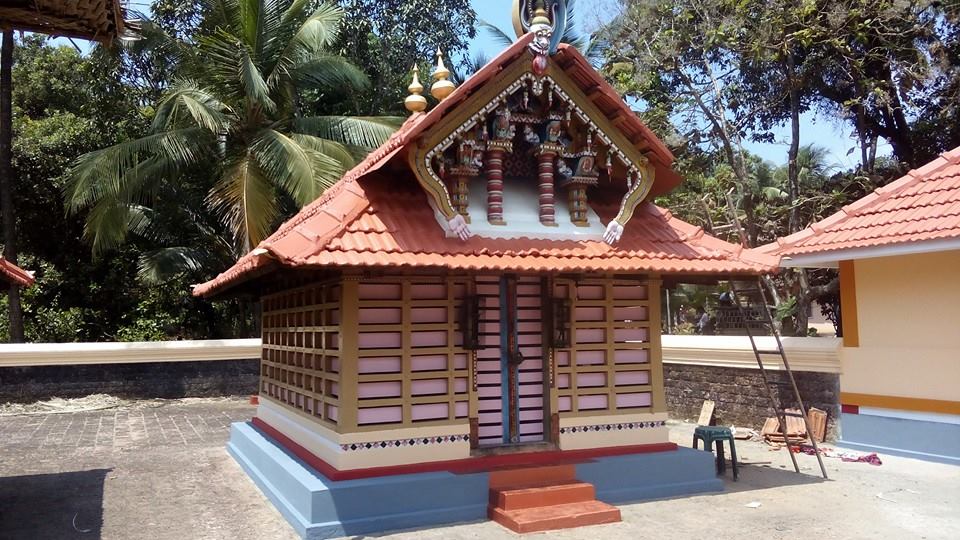 Koyonkara Sri Puthitathattin Meethal Sri Poomala BhagavathyTemple Kasaragod