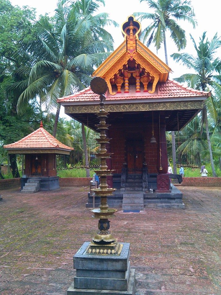  Vayalodi  Sree BhagavathiTemple Kasaragod Dresscode