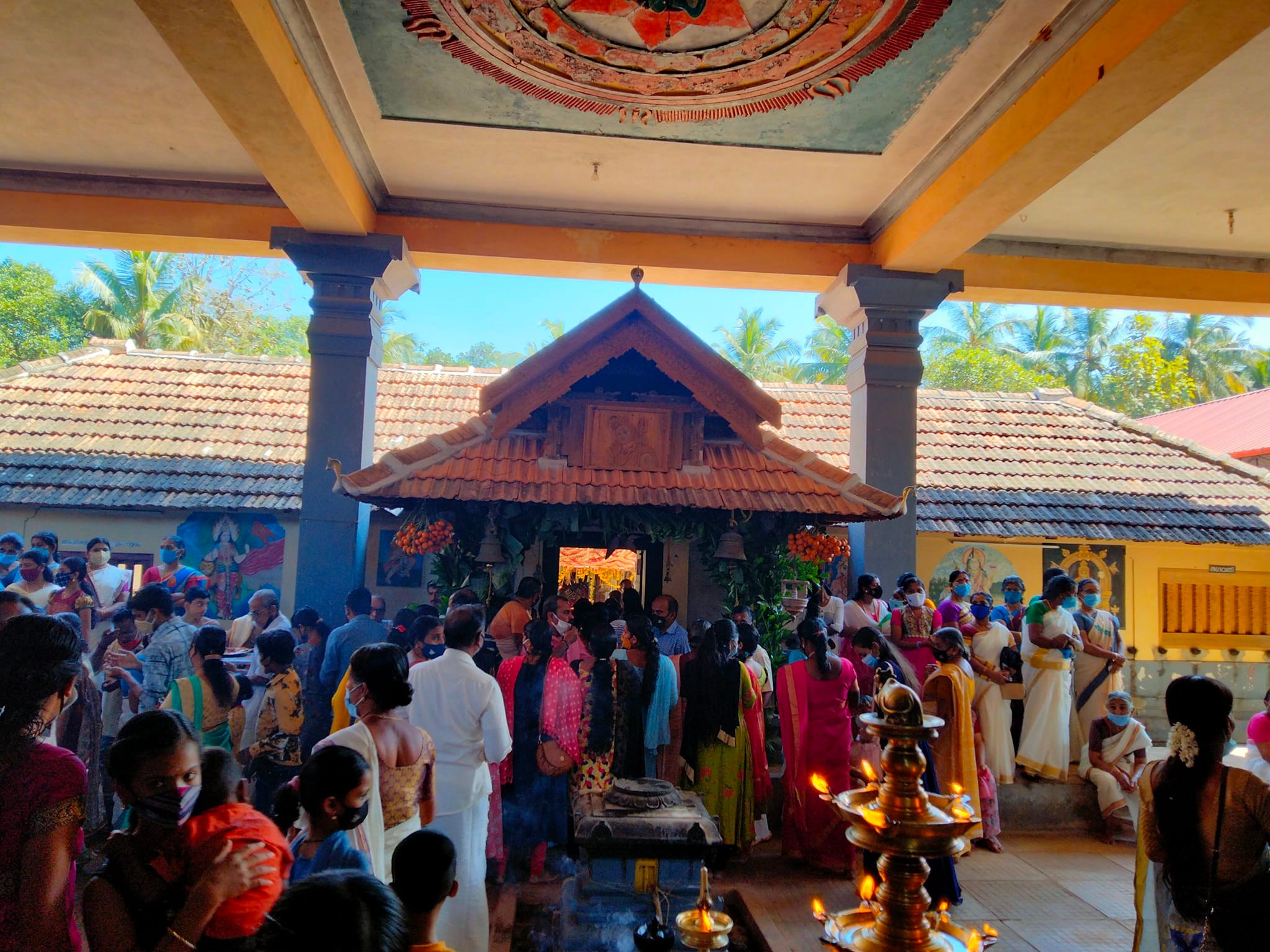 Sree Mahalingeshwara temple Kasaragod Dresscode