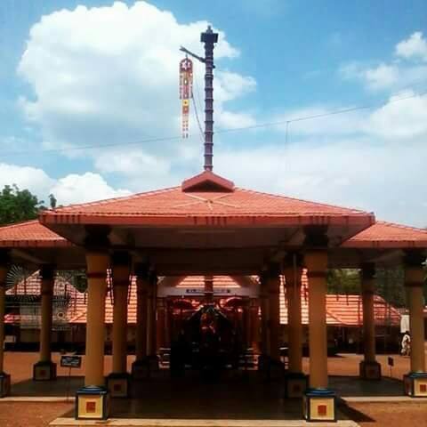 Thevalappuram Sree Moonnu Murthy Temple Kollam