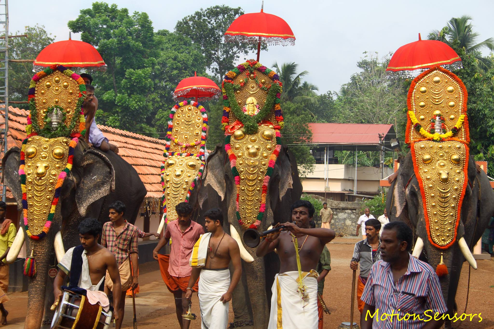 Thevalappuram Sree Moonnu Murthy is an Shakthi devi in Hinduism