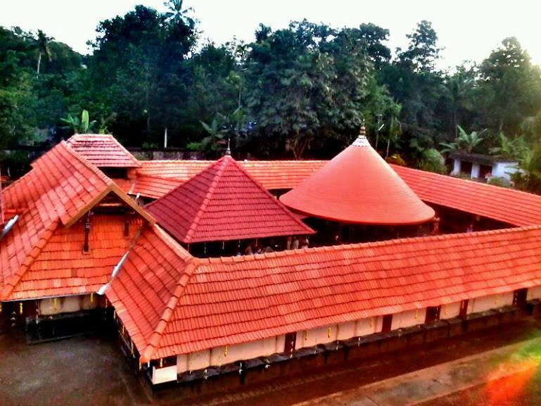 Images of Kollam Thevalappuram Sree Moonnu Murthy Temple