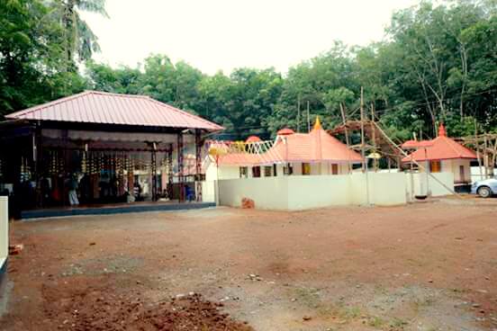 Kalloorkavu Sreekrishna  Temple in Kerala