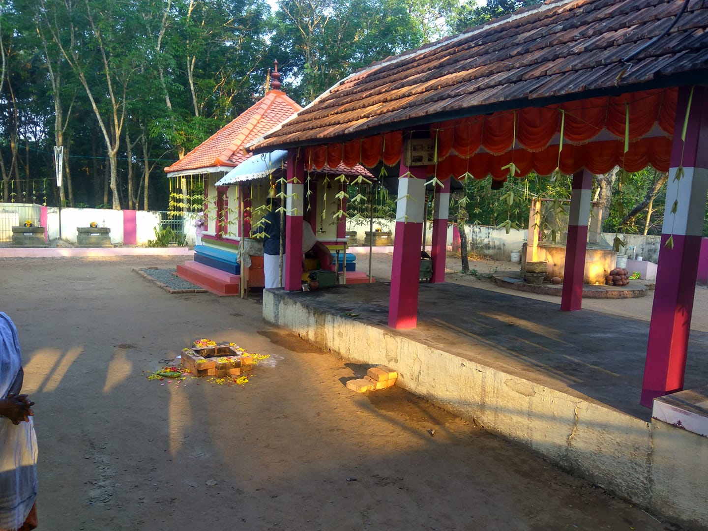 Palavila Sree Mutharamman Temple Kollam Dresscode