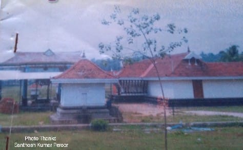  Sree Peroor Karunallor Bhagavathi  Temple Kollam Dresscode