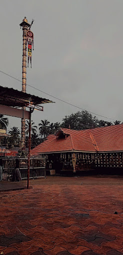 Sree Pokkottu Devi Temple wayanad Dresscode