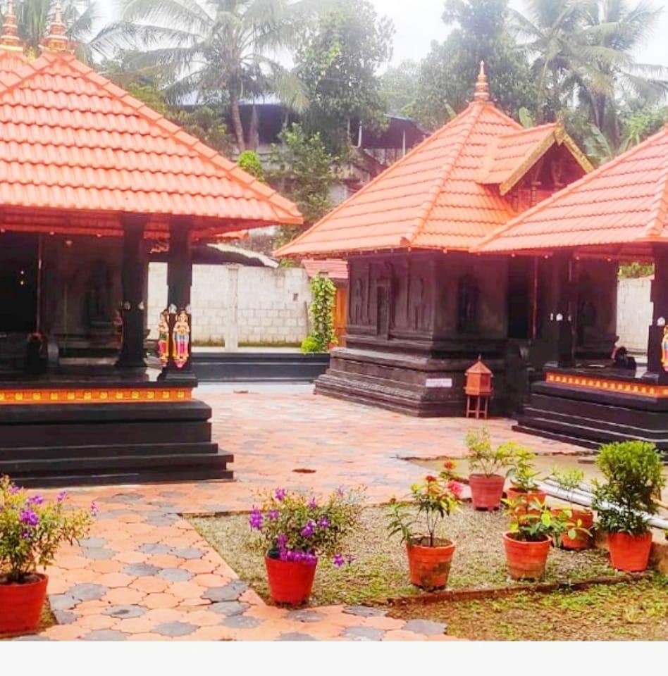 Kuriyodu Sree Bhadrakaali Temple kollam Dresscode