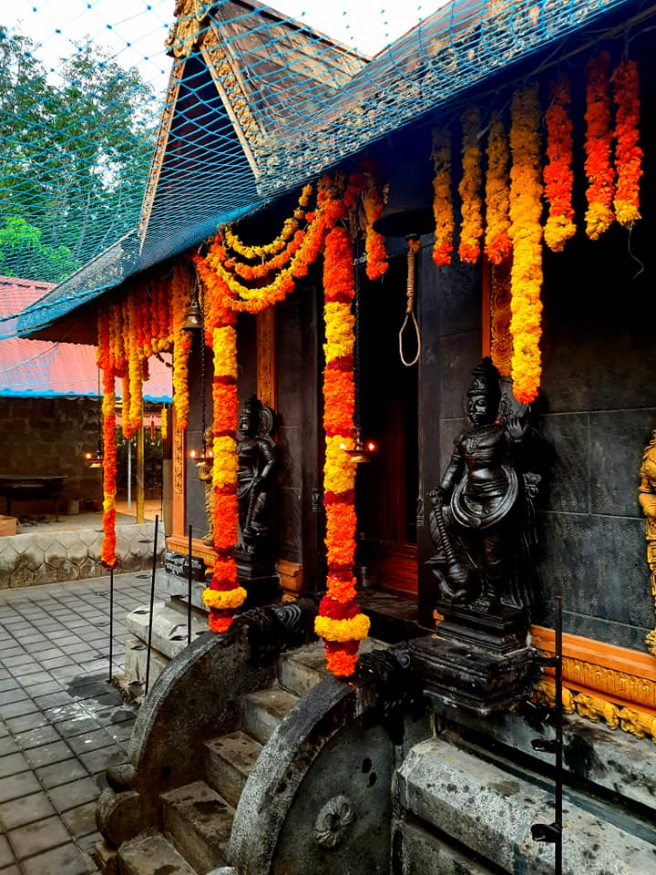 Vadacodu Mahavishnu  Temple Kollam Dresscode