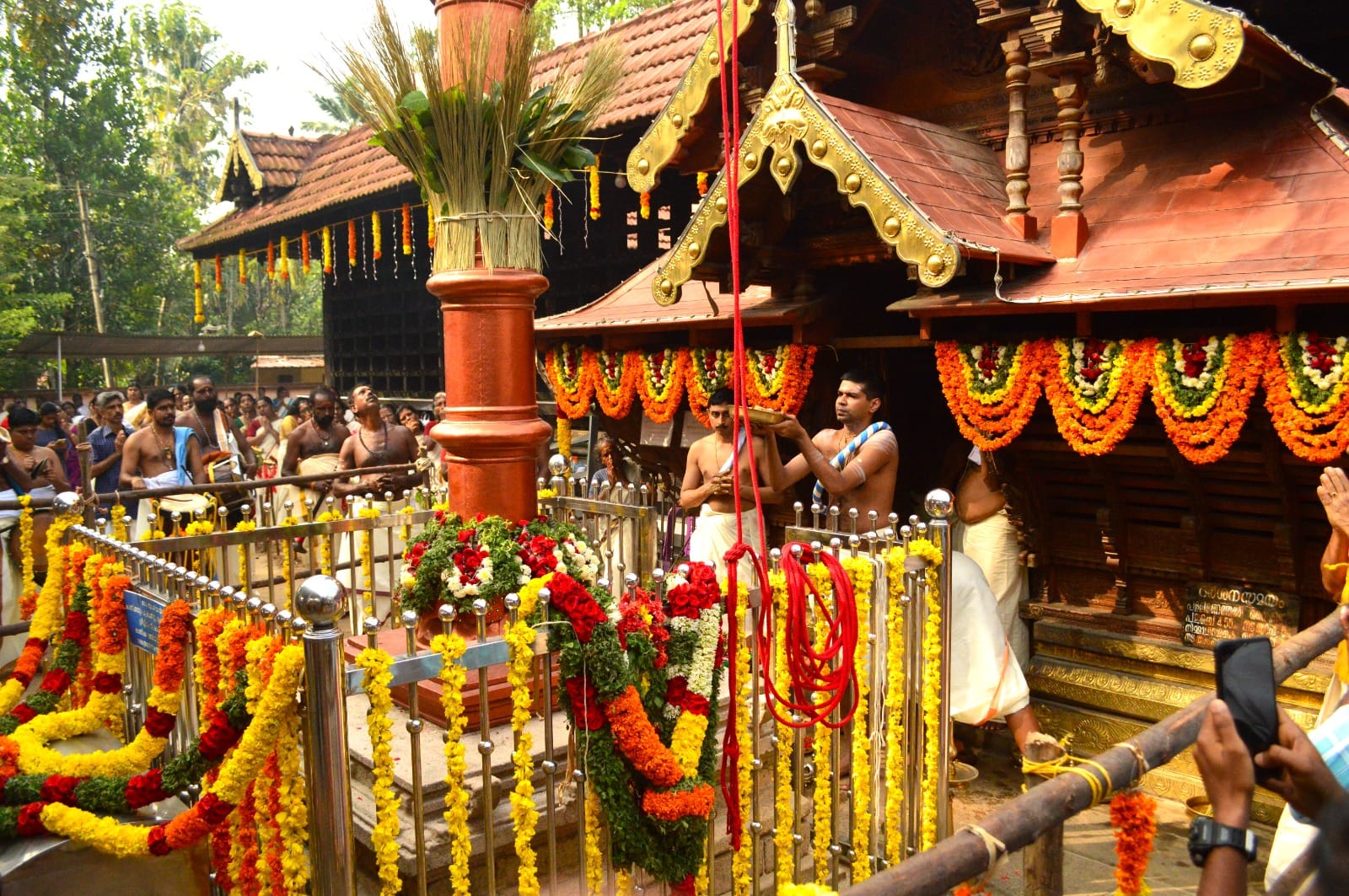 Images of Kollam VelIyil  Sree Devi Temple