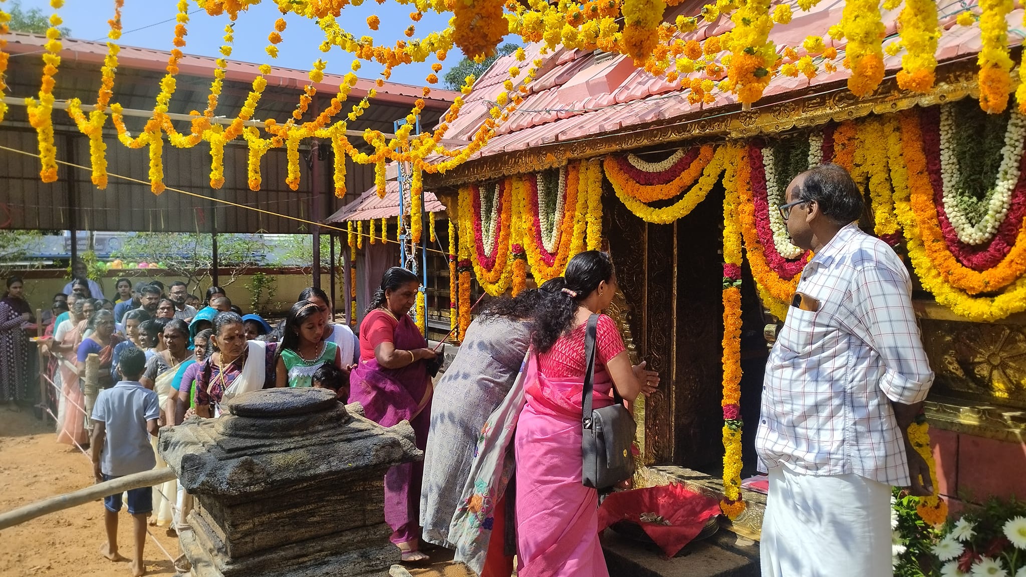 Mylom Devi  deviTemple Kollam Dresscode