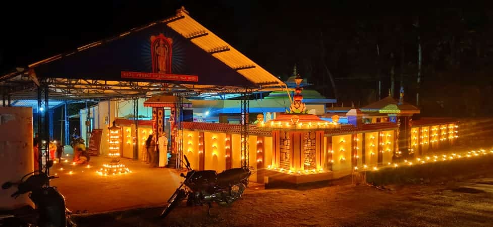  Manchalloor Sreekrishna deviTemple Kollam Dresscode