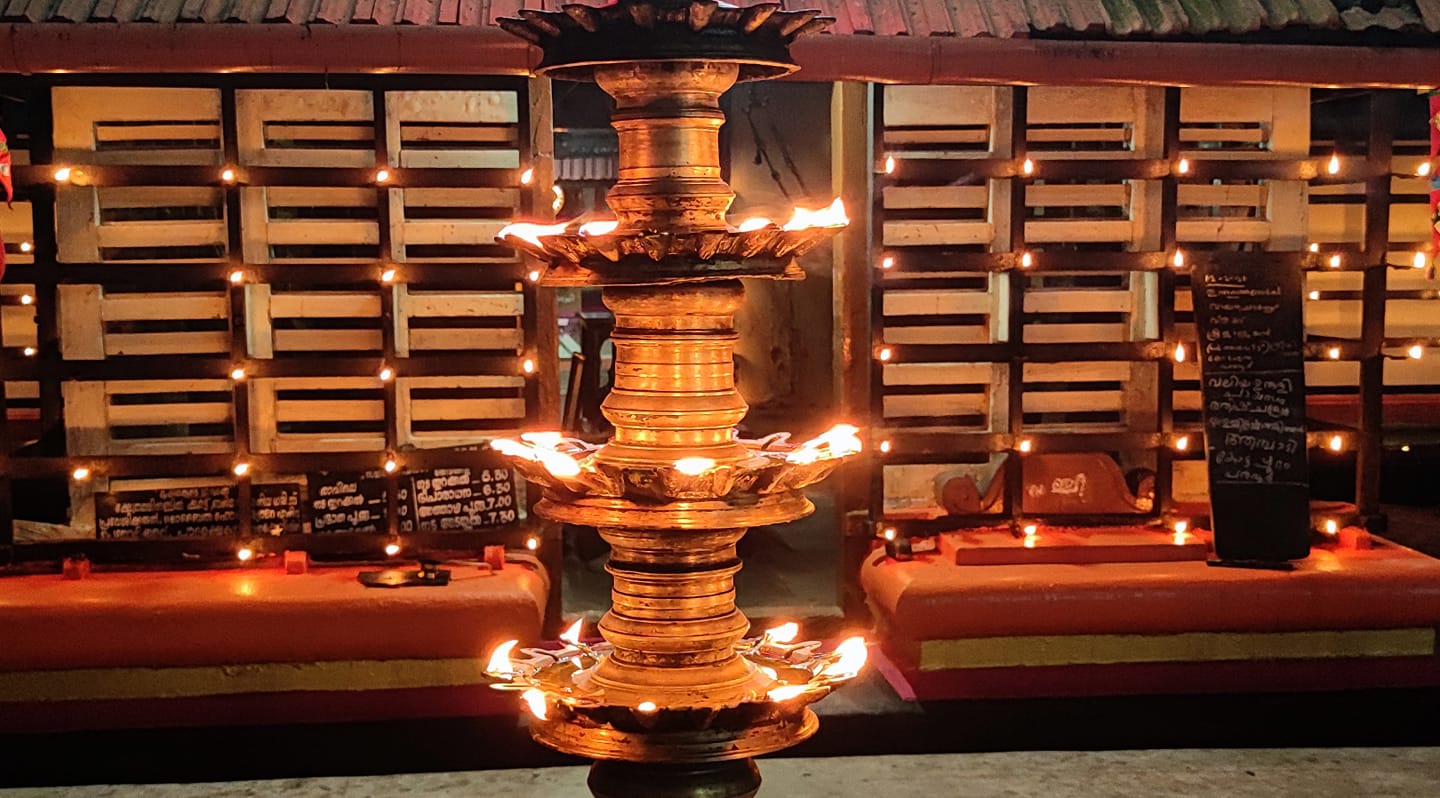 Puthiyakavu Devi deviTemple Kollam Dresscode