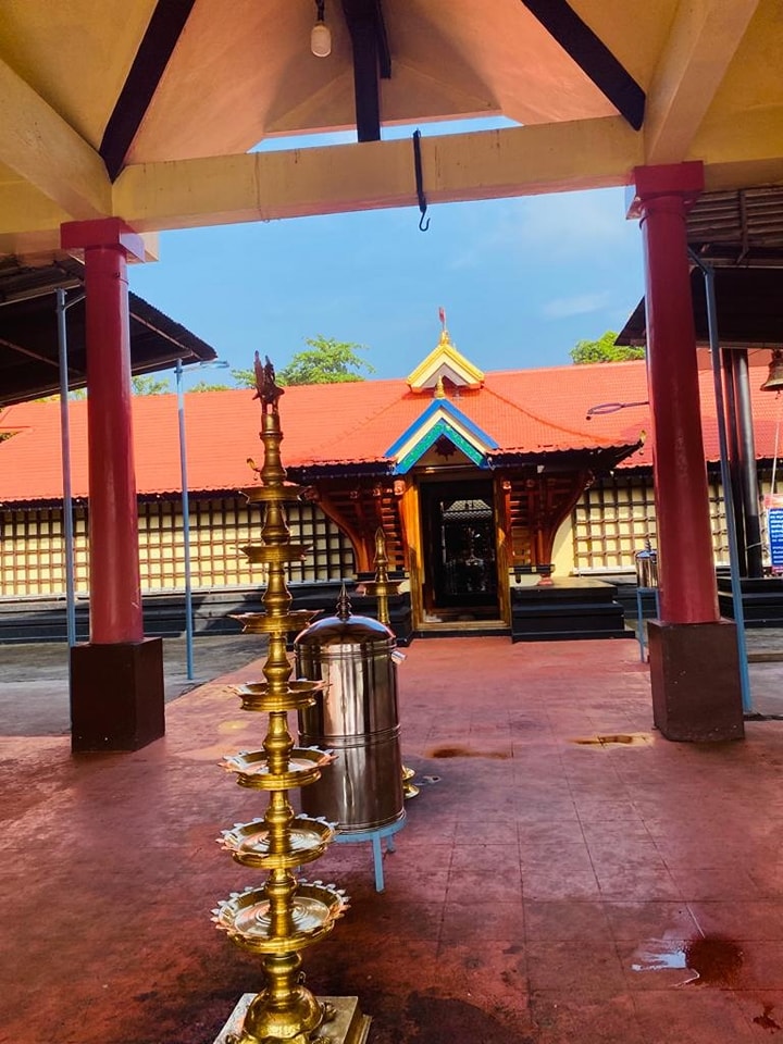 Peroor Karunallor Bhagavathy Temple in Kerala