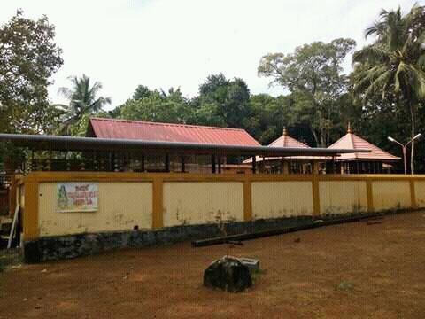 Uppoodu Subrahmanya Swami  Temple Kollam Dresscode