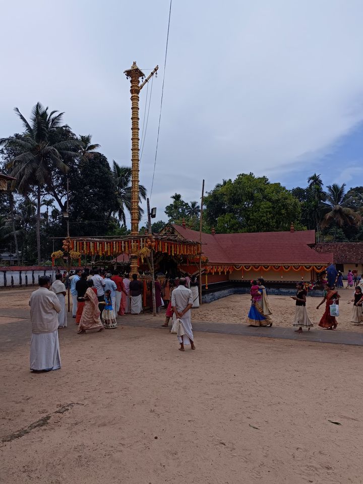  Sakthikulangara Sree Dharma SasthaTemple Kollam