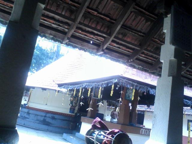 Marthandapuram Sree Krishna Swamy  Temple Kollam Dresscode