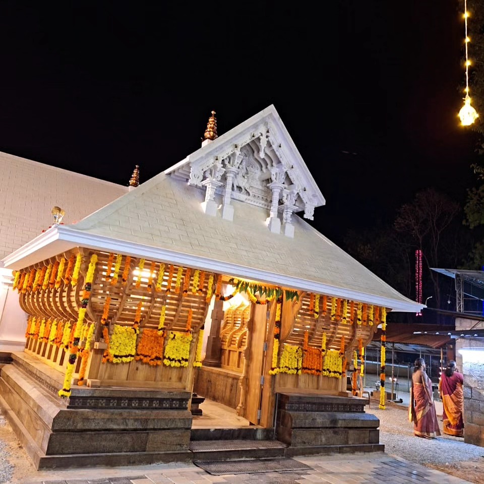 Images of Kollam Valiyavila Bhagavathy  Temple