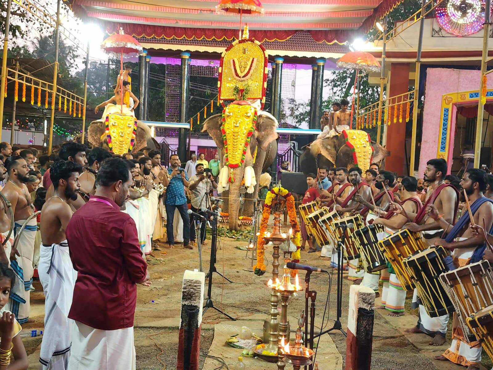 Kavalayil Devi  Temple Kollam Dresscode