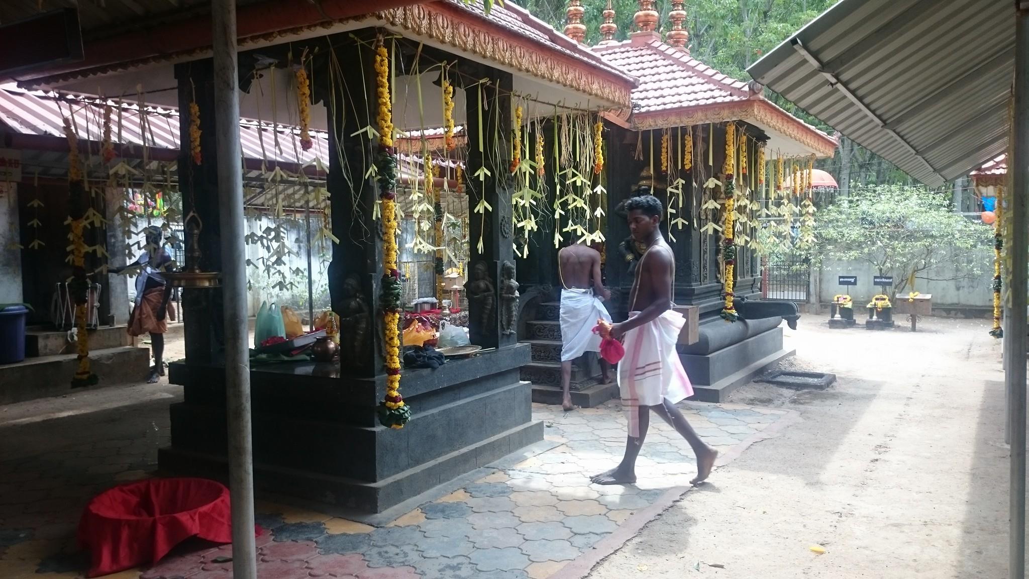 Mulavana Sree Madankavu   Temple in Kerala