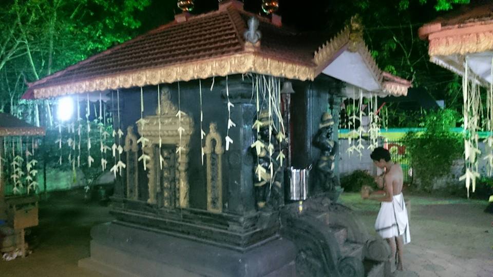 Images of kollam Mulavana Sree Madankavu  krishna Temple