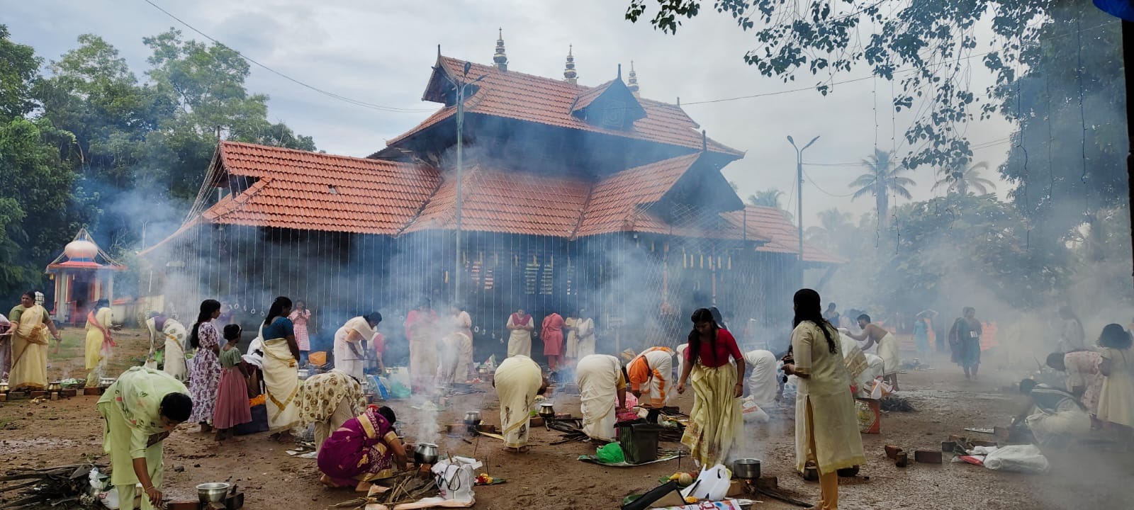 Chirakkara Sree Bhagavathy is an Shakthi lord in Hinduism