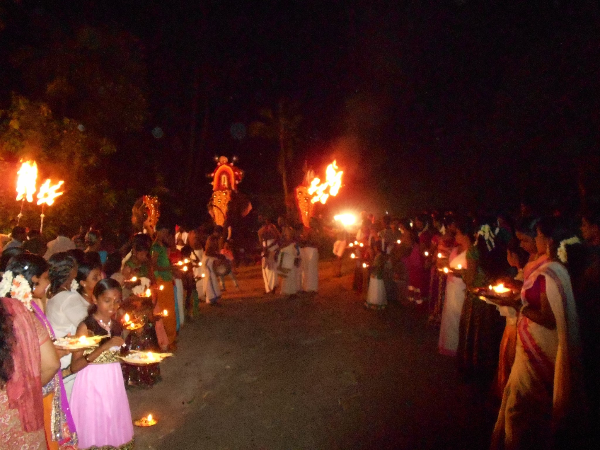 Images of kollam Edamanakavu Sree Durga Devi  krishna Temple