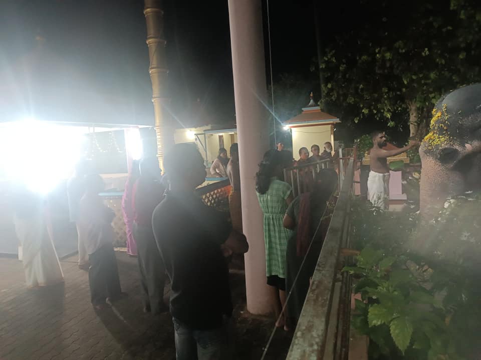 Panamoodu Kudumba Mahadevatemple kollam Dresscode