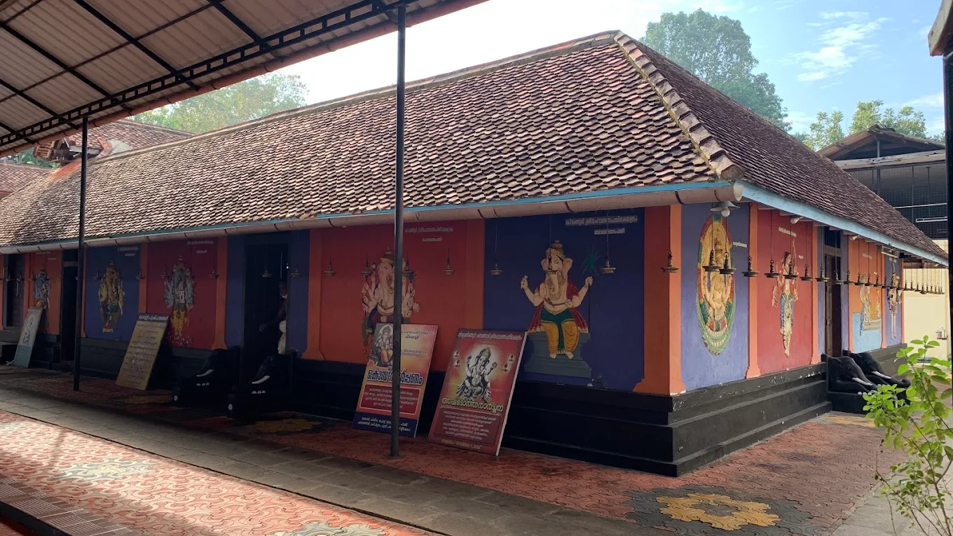 Decorative Nalambalam wall with Ashta Ganapathy forms