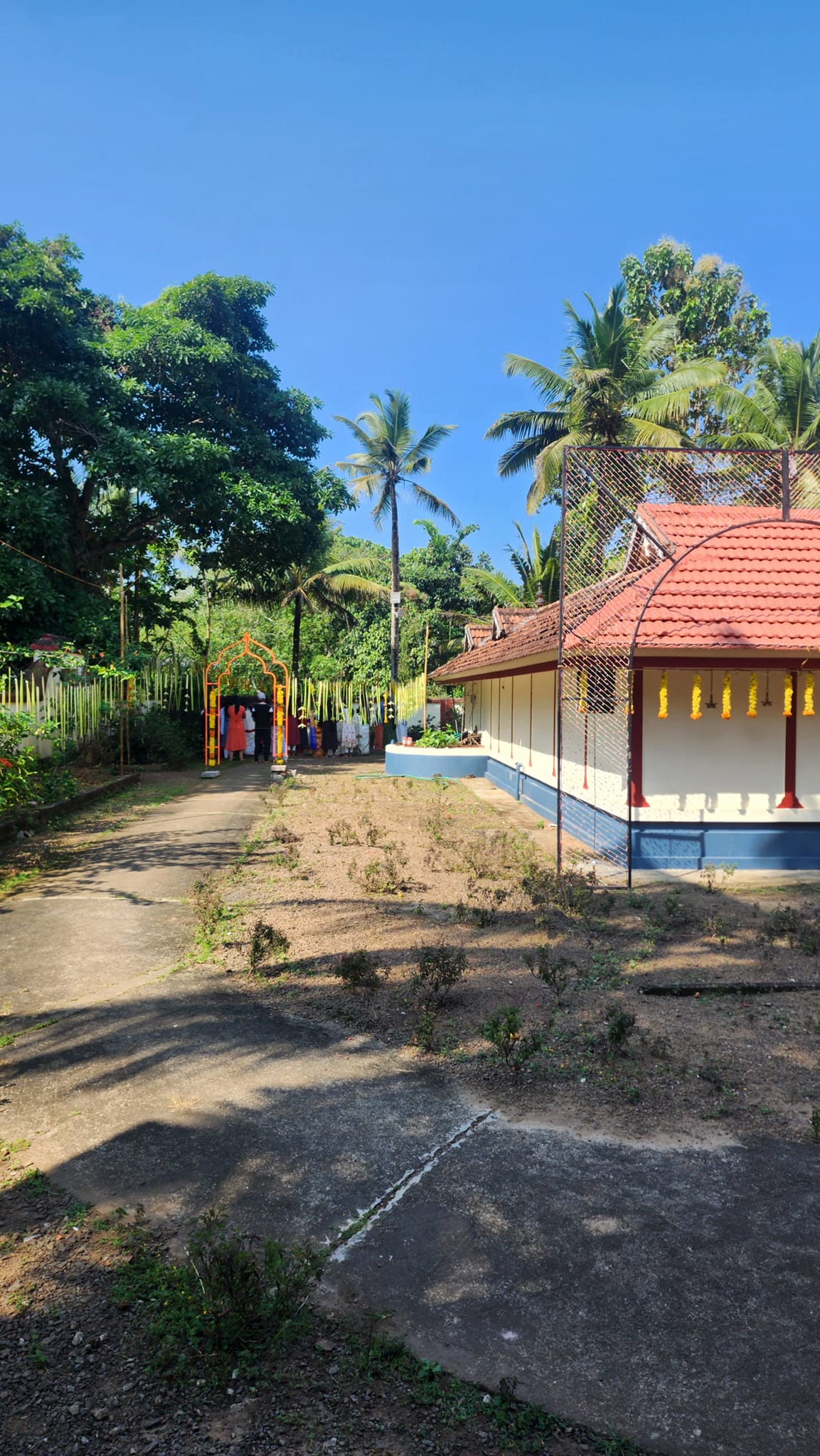  Neelamperoor MookambikaTemplenagaraja is an Shakthi god in Hinduism