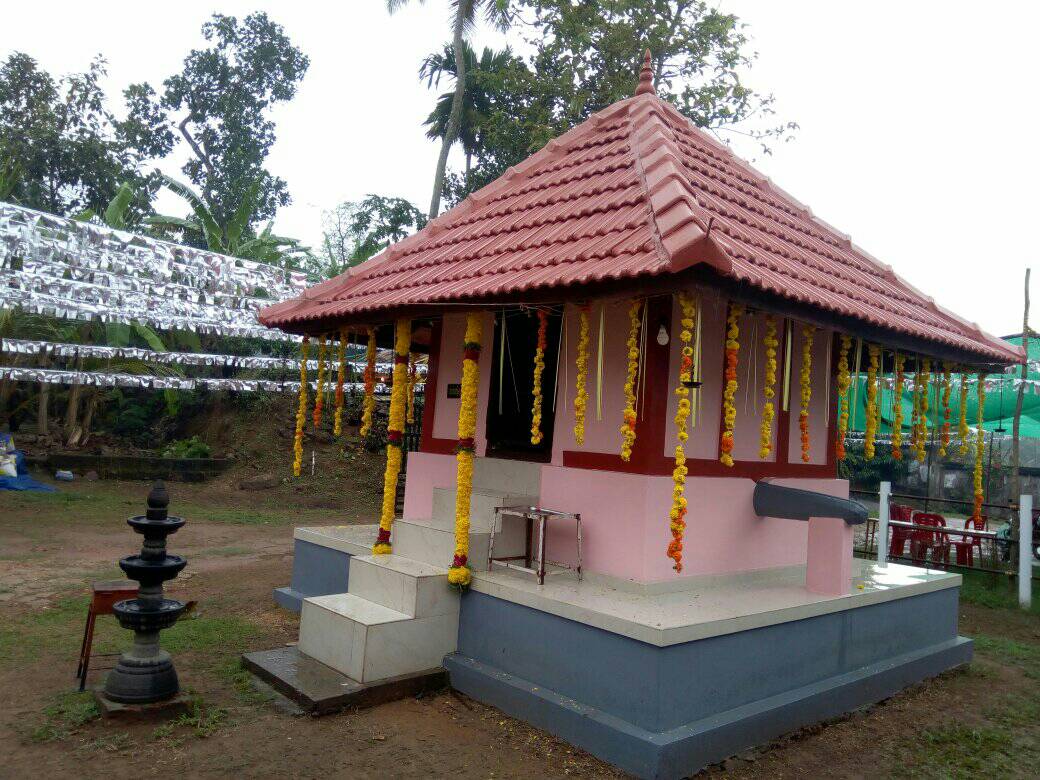 Mevelloor Bhagavathy Sreekrishnaswamy   Templenagaraja is an Shakthi god in Hinduism